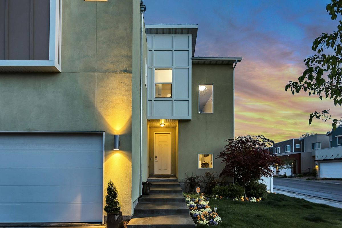 Investment Properties — Jorge Vivar, Park Regency Realty